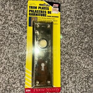 Mag Security Vintage Style Brass Door Trim Plates‎ with Keyhole Polished Brass